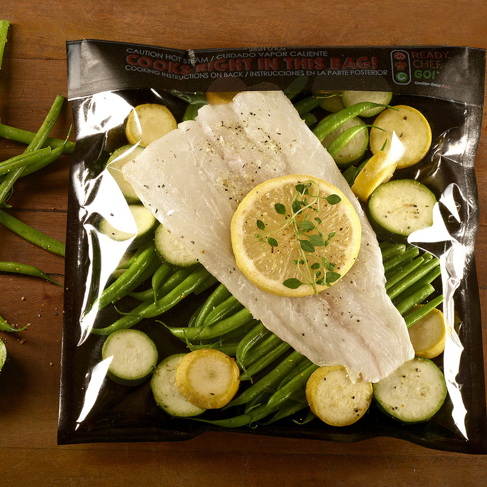 10.8" x 7.9" Ready. Chef. Go!® Self-Seal Cooking Bags for Microwave or Oven - Black/Printed, 250/CS